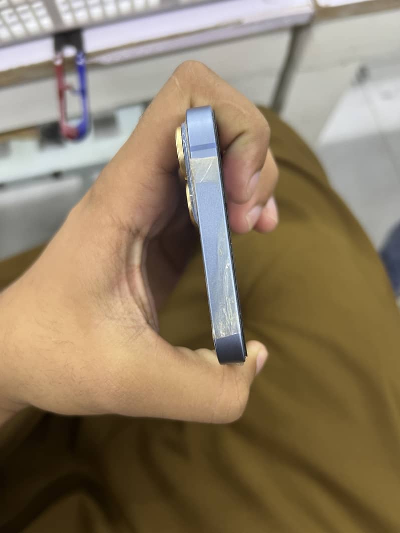 Apple iPhone 14 plus 1