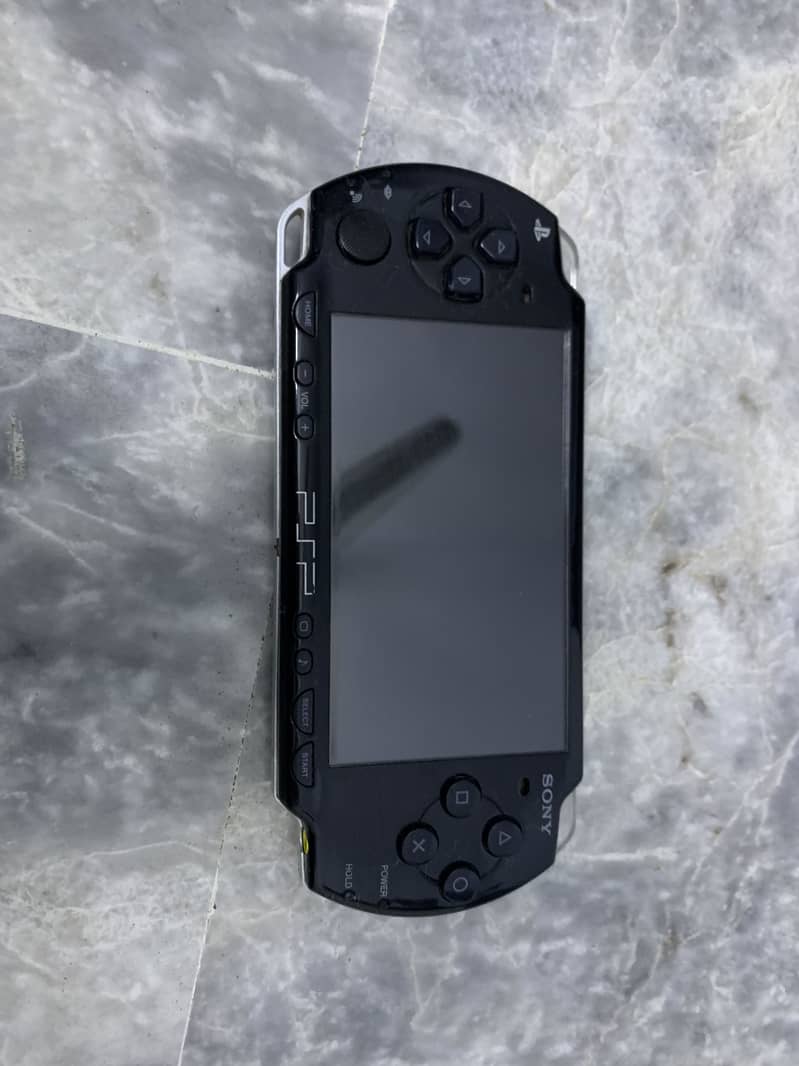 PSP 2000 4