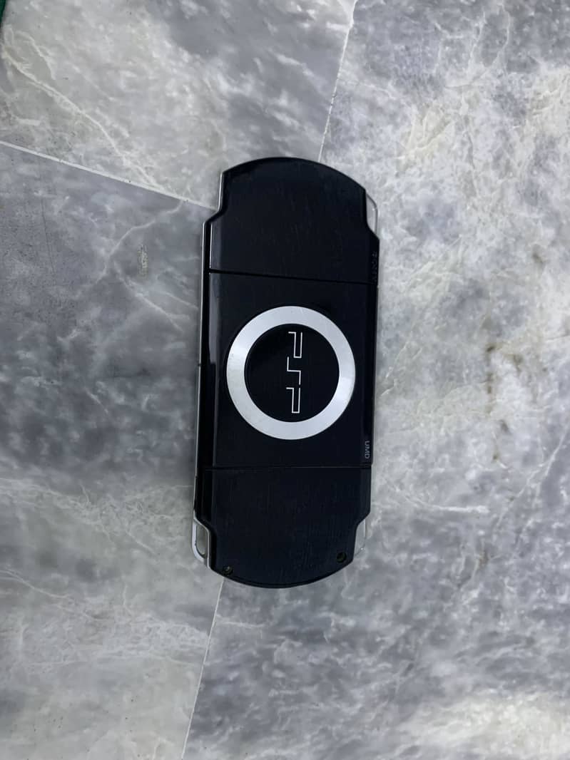 PSP 2000 5