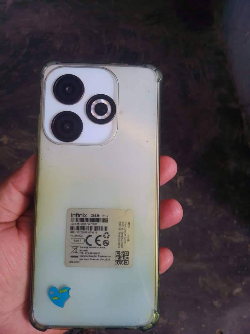 Infinix Smart 8 1