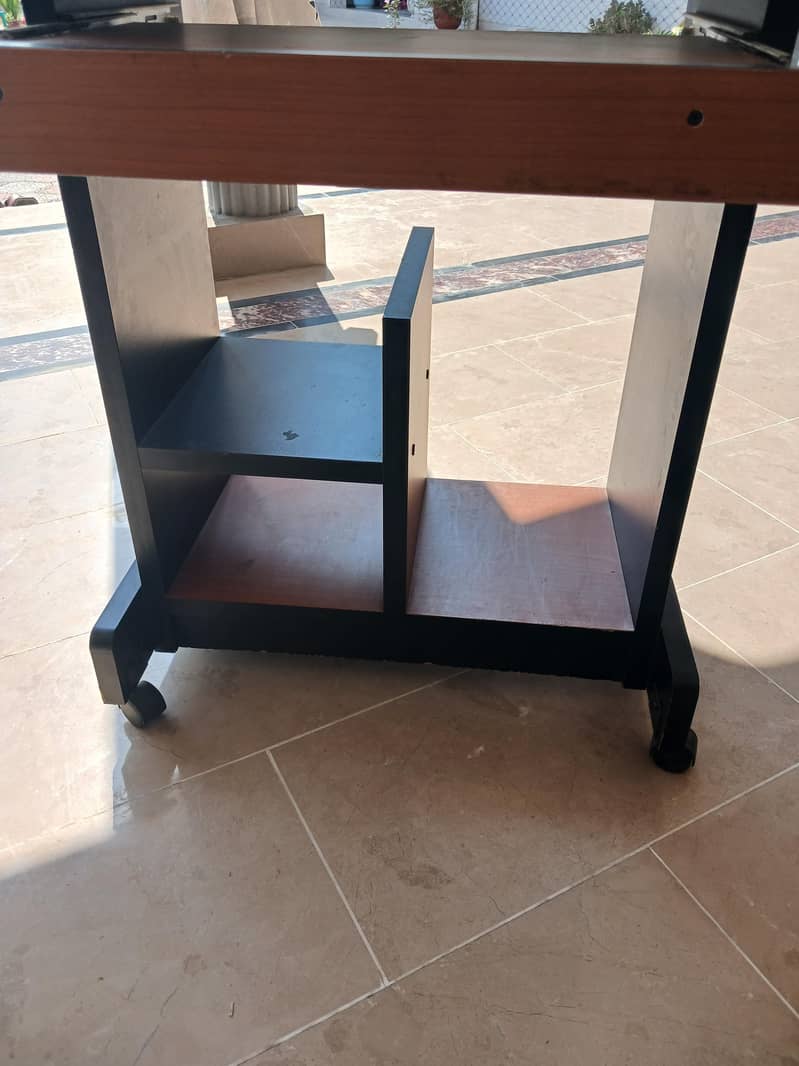 computer table 2