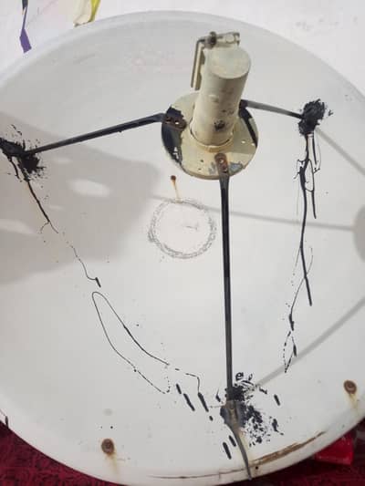 Pakistani dish Park satellite good condition used need and clean