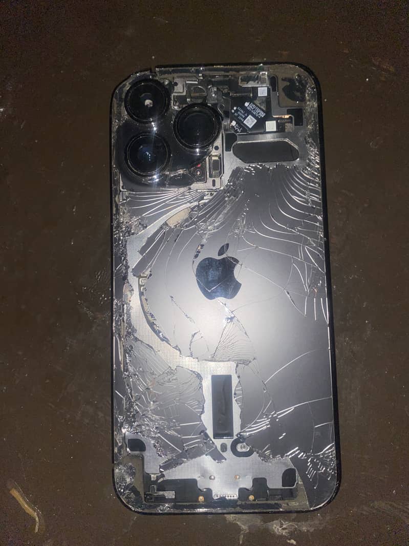 Apple iPhone 13 Pro 2