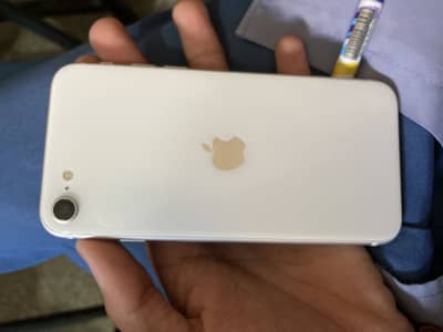 Apple iPhone SE2020
