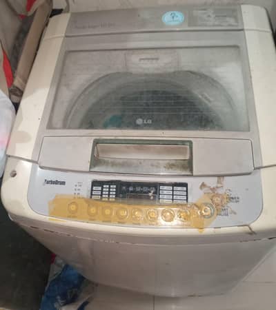 LG k atomic washing machine 10 KG