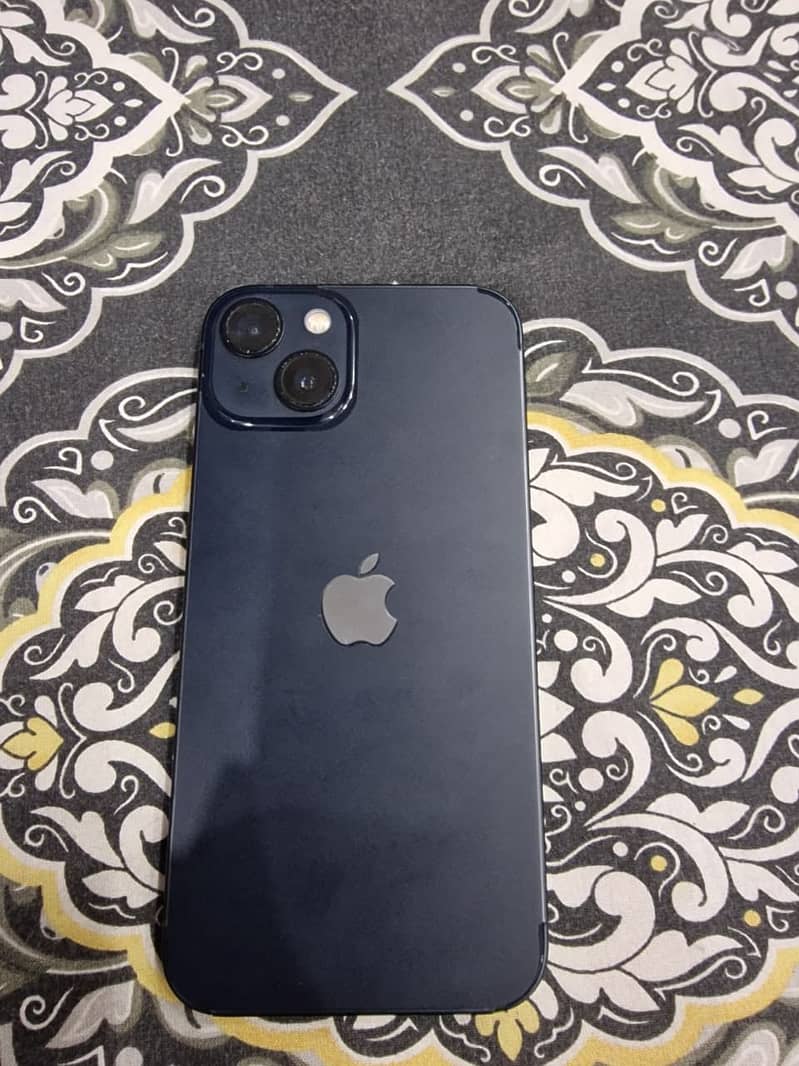Apple iPhone 13 1