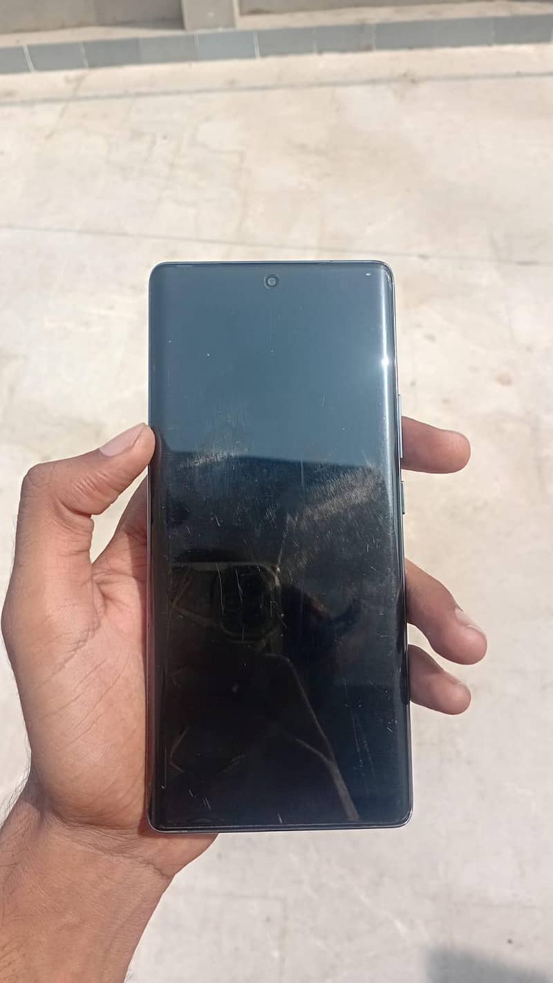 Tecno CAMON 30S 1