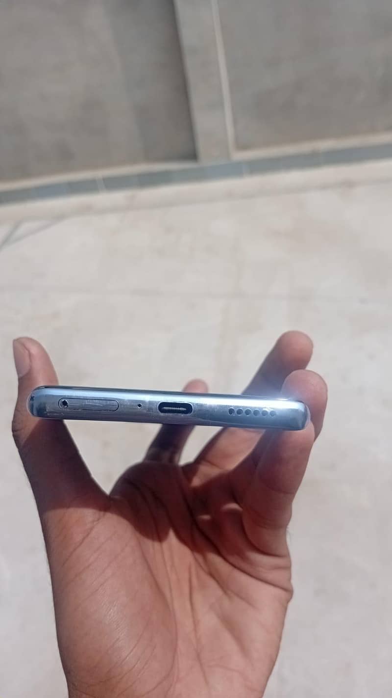 Tecno CAMON 30S 3