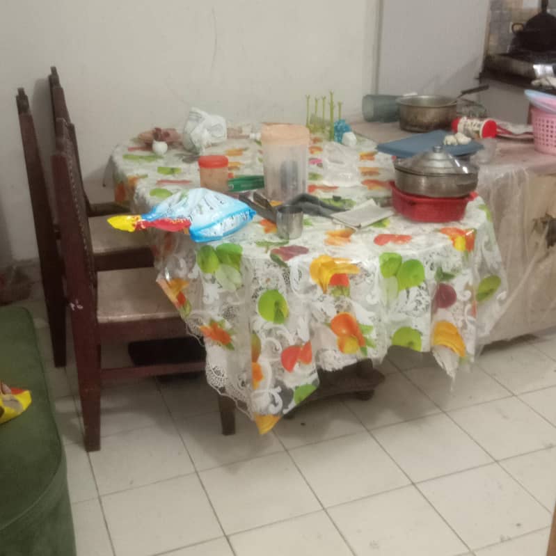 Dining table with chairs 0