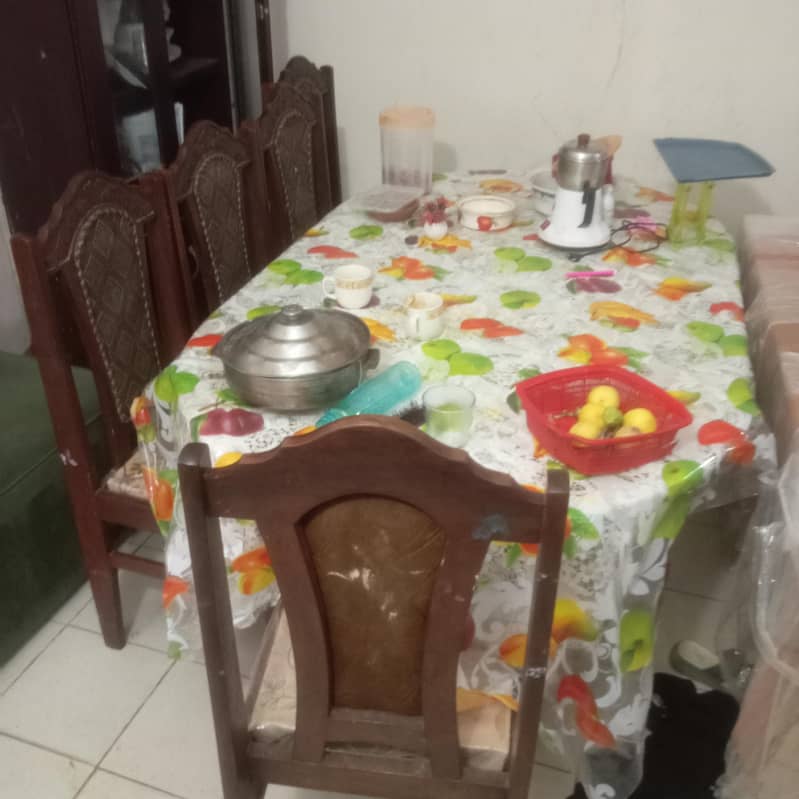 Dining table with chairs 1