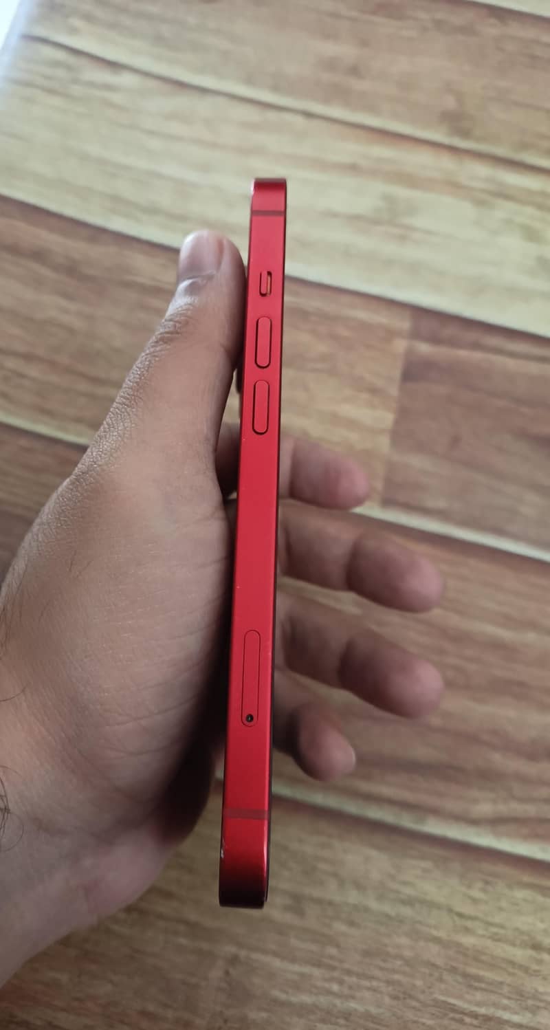 Apple iPhone 13 3