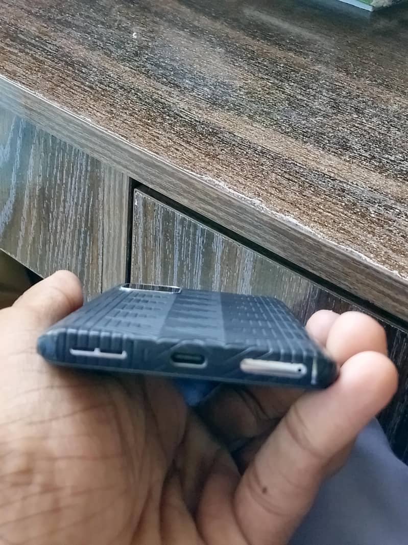 One Plus 8T 5