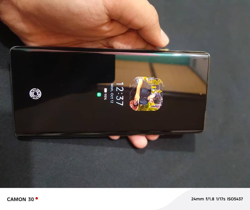 Tecno CAMON 40 Pro 1