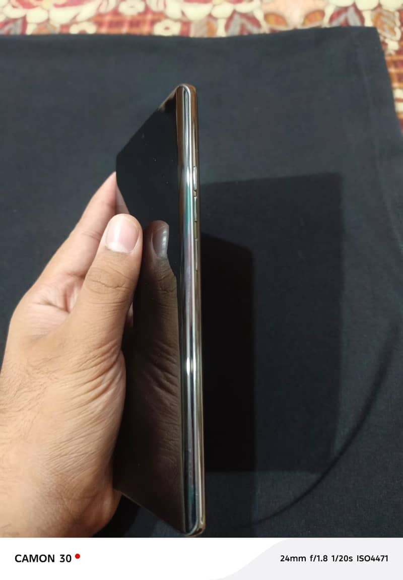 Tecno CAMON 40 Pro 3