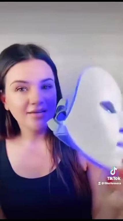 T  LED Face Masks Light Therapy Wireless 7 Color Photon Red Light Therapy Facial radiofrequency Skin Rejuvenation Mask Face Care USB Charge