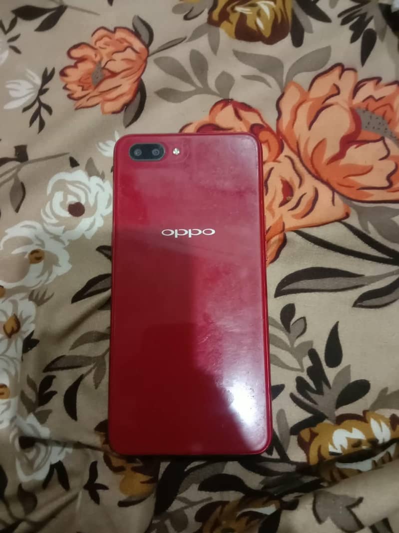 OPPO A3s 4