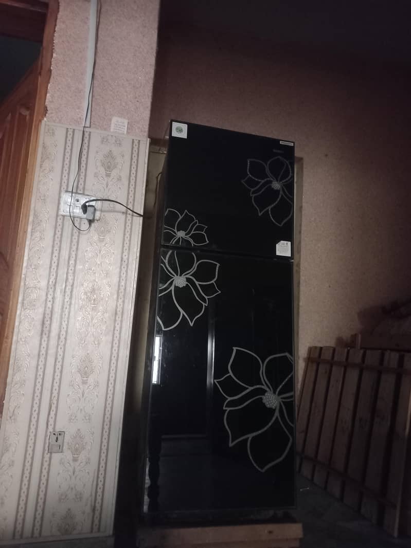 orient medium fridge 0