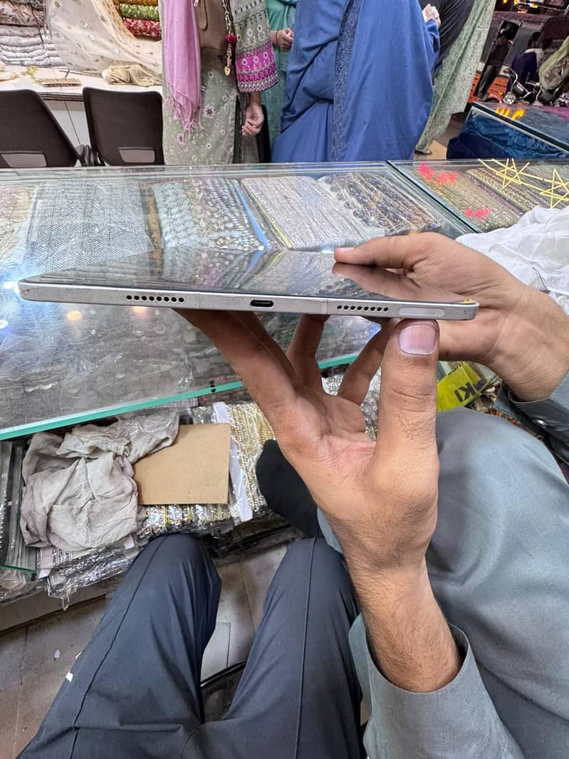 iPad M2 4