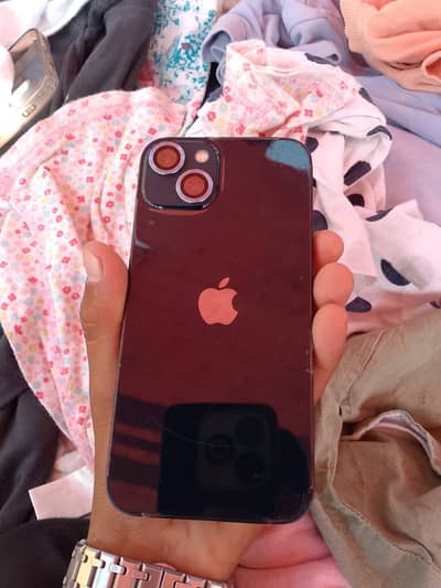 Apple iPhone 13