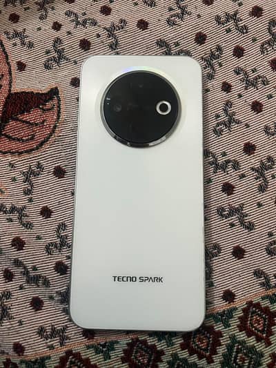 Tecno SPARK 30 8/128 Good Condition