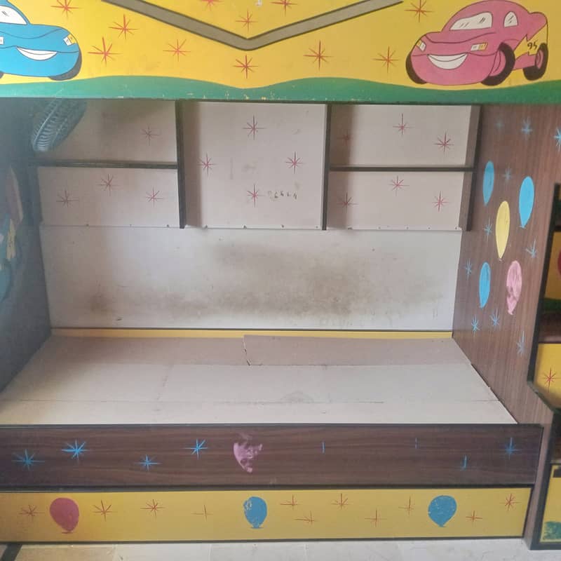 BUNK BED 0
