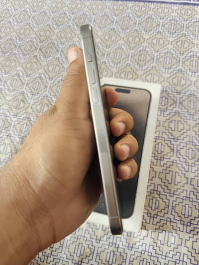 iPhone 15 Pro Max 256GB JV with Box