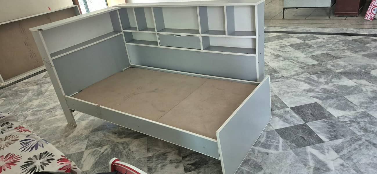 Bed for child 2