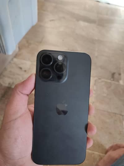 Apple iPhone 15 Pro Max icloud lock