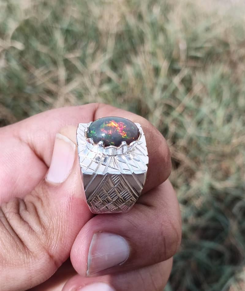 Black Opal 1