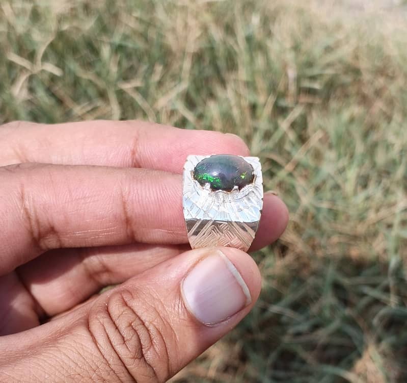 Black Opal 3