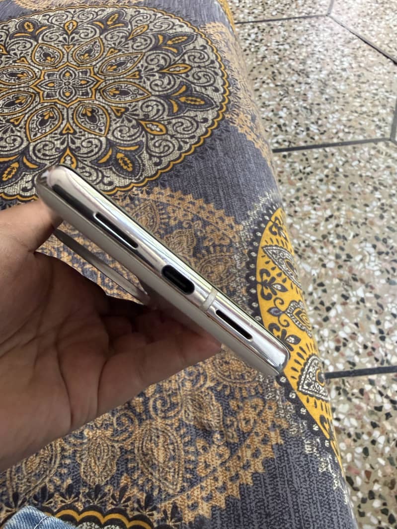 Google Pixel 6 Pro 2