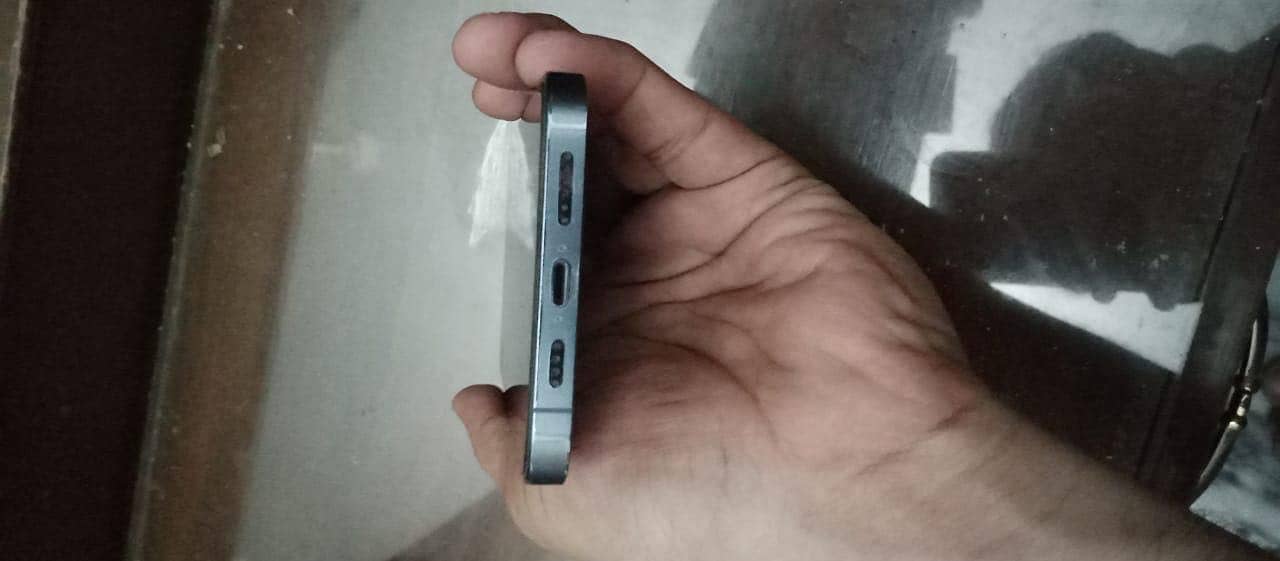 Apple iPhone 12 Pro Max 3