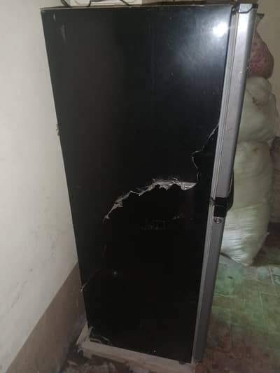 Refrigerator for sale