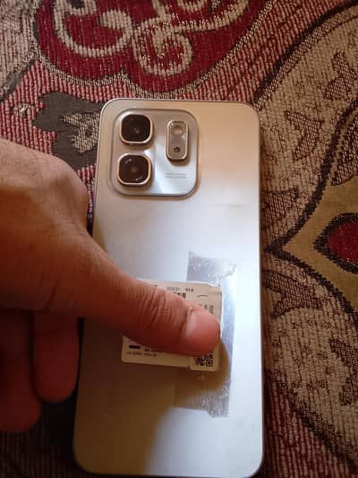 Infinix Hot 50i 6 gb ram 128 memory