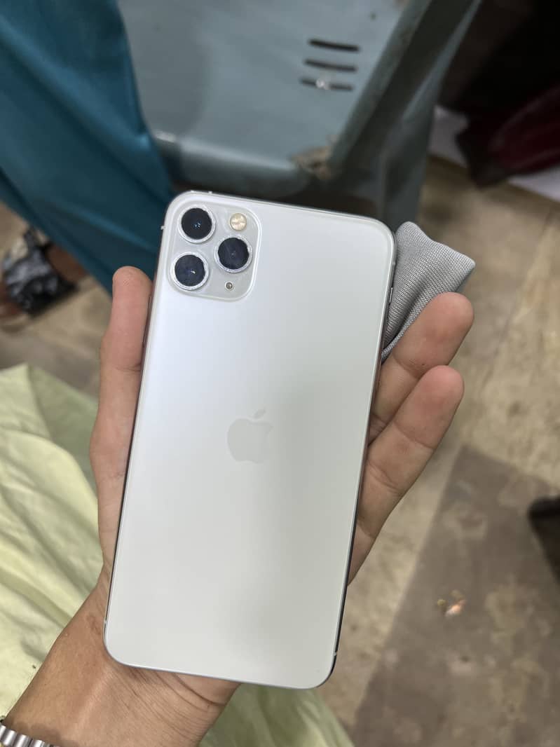 Apple iPhone 11 Pro max 1