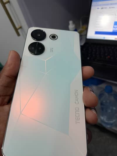Tecno CAMON 20 8/256 With Box Charger Available 9/10