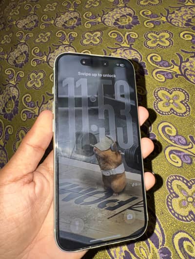 Apple iPhone 15