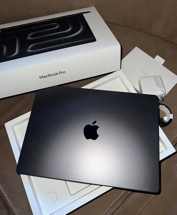 Apple MacBook M4 Pro 0