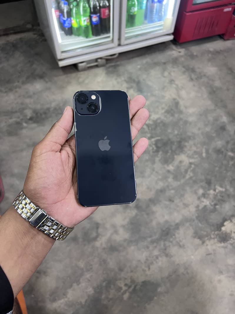 Apple iPhone 13 3