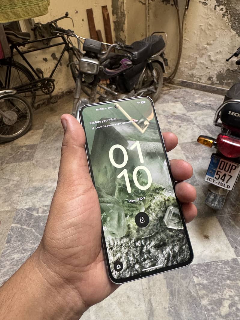 Google Pixel 8 2