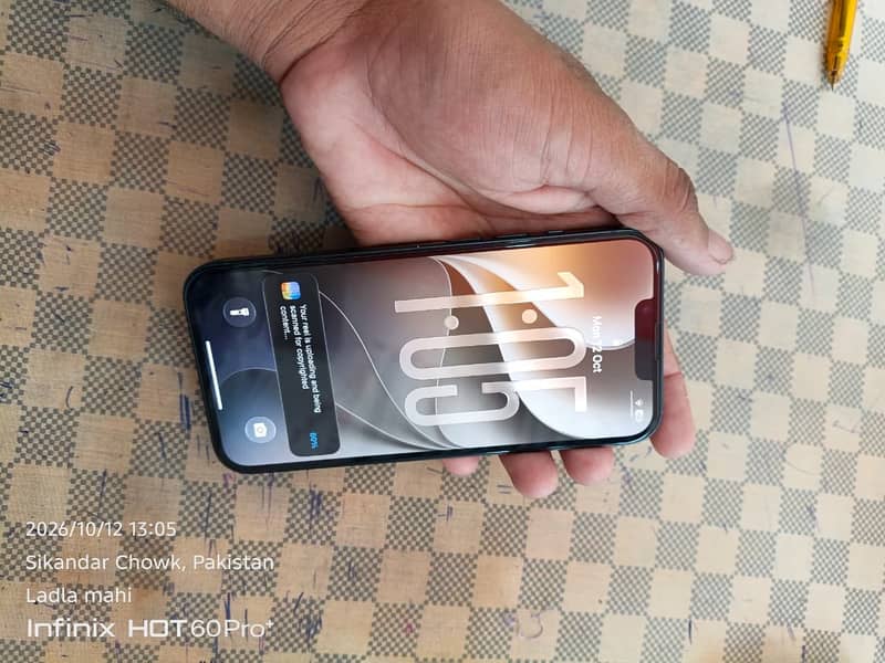Apple iPhone 14 5