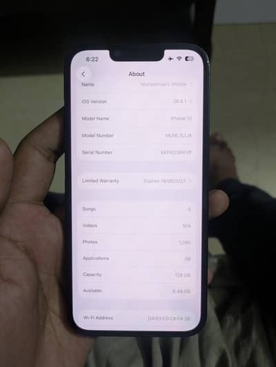 Apple iPhone 13