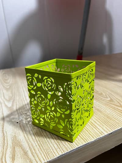 Steel Pen Stand
