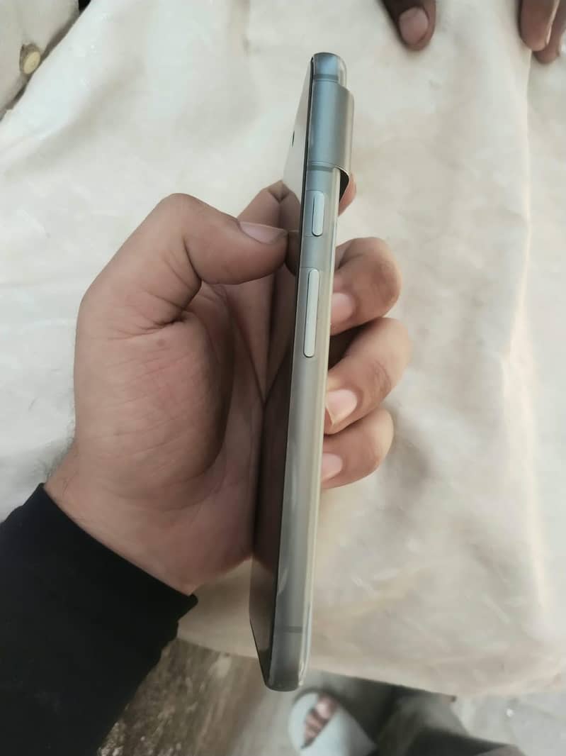 Google pixel 8 7
