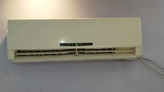 1 Ton Gree Split Ac