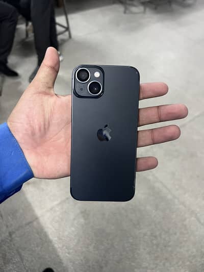Apple iPhone 13