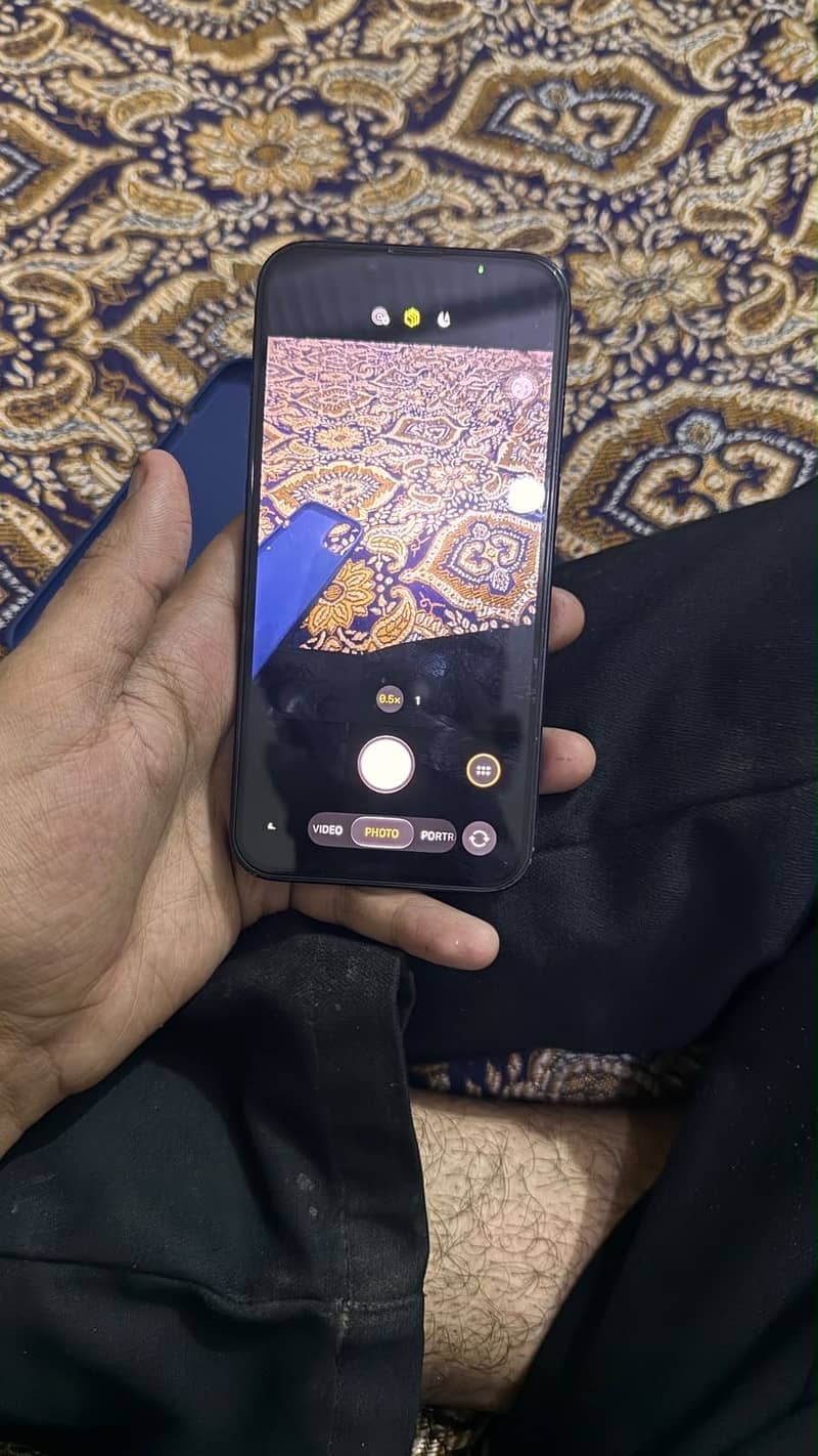 Apple iPhone 13 4