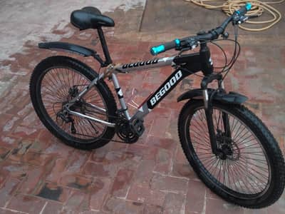 urgent sale BEGOOD cycle 26 inch cycle size with fat tyres
