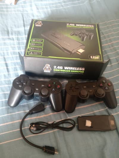 M8 Game Stick 64GB – 2000 Classic Games – Plug & Play