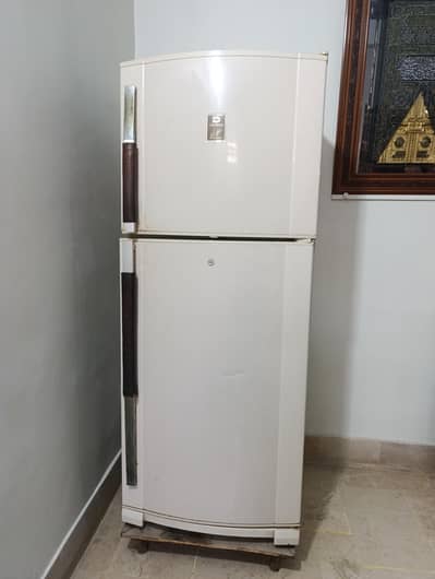 DAWLANCE REFRIGERATOR